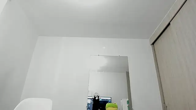 Snapshot of esmeraldamfc chatting on 03-15-25, 09:27 esmeraldamfc online show from 03-15-25, 09:27