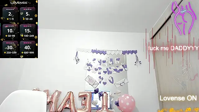 Snapshot of esmeraldamfc chatting on 03-12-26, 09:54 esmeraldamfc online show from 03-12-26, 09:54