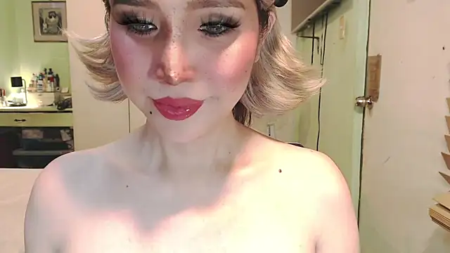 Ezradeliciosa online show from 05-11-26, 01:00