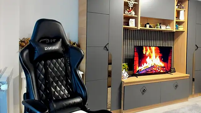 Claire95  online show from 10-02-25, 04:19