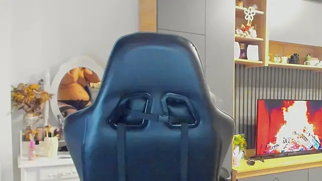 Claire95  online show from 11-03-25, 04:41