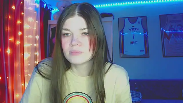 Snapshot of Klementa chatting on 04-27-26, 07:23 Klementa online show from 04-27-26, 07:23
