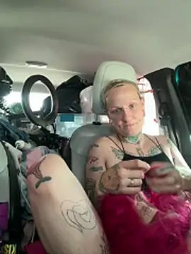 dejadeloree online show from 04-01-26, 03:42