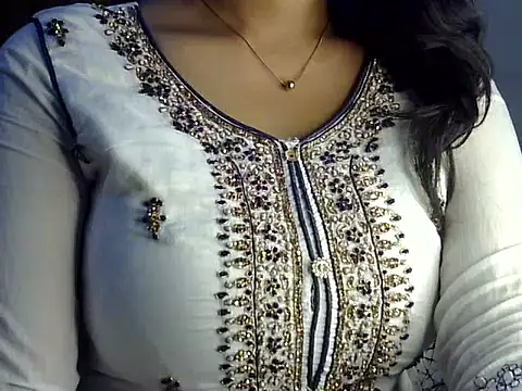 Snapshot of SiaraSiyA chatting on 03-06-26, 06:48 SiaraSiyA online show from 03-06-26, 06:48