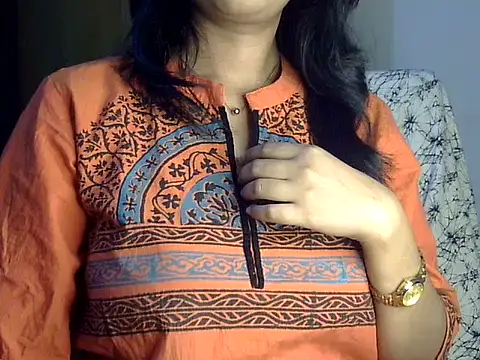 Snapshot of SiaraSiyA chatting on 03-08-26, 03:38 SiaraSiyA online show from 03-08-26, 03:38