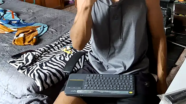 Jhon wich online show from 01-25-25, 01:08