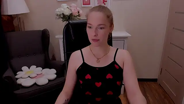  fiona Love online show from 11-15-25, 08:16