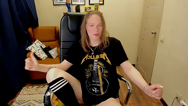 fiona Love online show from 05-16-26, 07:34
