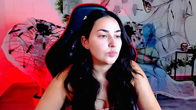 CeceliaJohnson online show from 10-30-25, 08:16