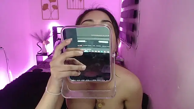 Snapshot of TS_QueenMistress chatting on 02-16-25, 08:43 TS QueenMistress online show from 02-16-25, 08:43