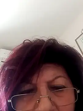 Snapshot of CALDA-AKIRA chatting on 09-29-25, 02:11 CALDA-AKIRA online show from 09-29-25, 02:11