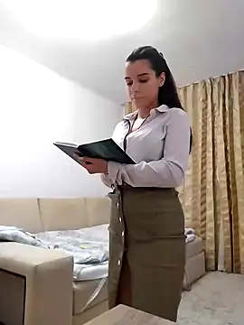 baby sweet girl  online show from 12-16-24, 12:48