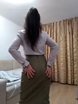 baby sweet girl  online show from 11-02-25, 09:17