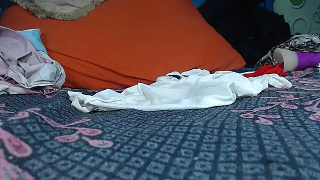 tina-hot online show from 10-29-25, 08:05