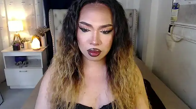 RebecaNextToYou online show from 01-06-25, 05:49