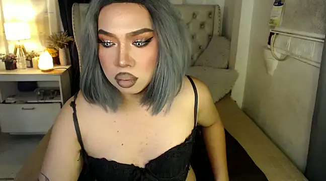 RebecaNextToYou online show from 01-18-25, 05:04