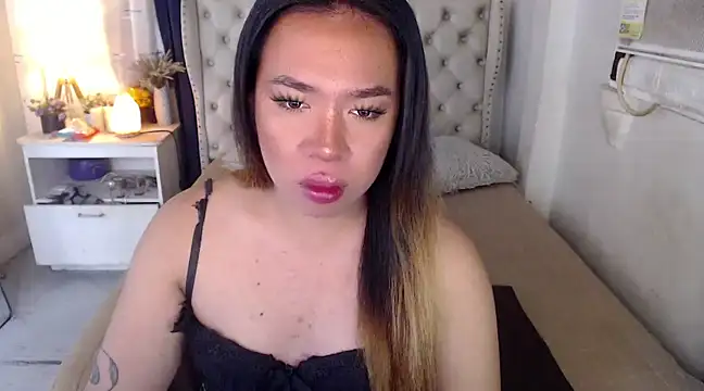 RebecaNextToYou online show from 01-20-25, 08:18