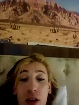 andreahhill online show from 06-05-26, 01:56