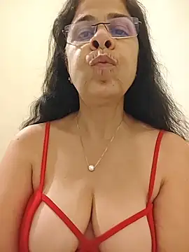 Susannemilf online show from 03-31-26, 04:18