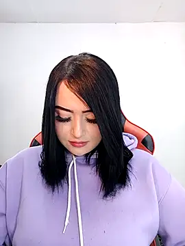 mia anyeli online show from 10-14-25, 05:19