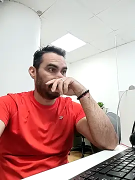 Snapshot of javiermarval83 chatting on 01-31-25, 09:48 javiermarval83 online show from 01-31-25, 09:48