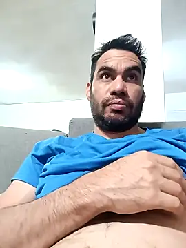 Snapshot of javiermarval83 chatting on 02-04-25, 02:17 javiermarval83 online show from 02-04-25, 02:17