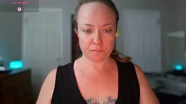 julimonroe online show from 10-13-25, 02:00