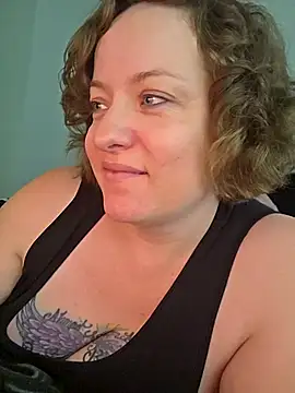 julimonroe online show from 04-29-26, 02:10