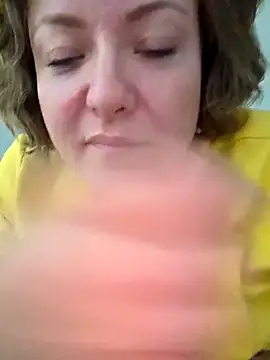 julimonroe online show from 05-13-26, 01:36