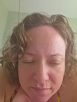 julimonroe online show from 07-06-26, 04:42