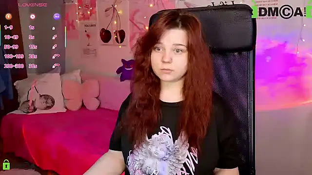 Snapshot of StellaMilla chatting on 04-24-26, 02:47 StellaMilla online show from 04-24-26, 02:47