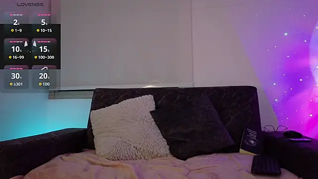 Lia Tinez online show from 10-29-25, 11:06