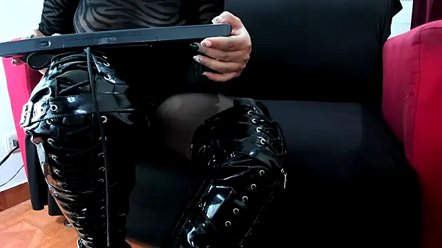 MissVioleta1 online show from 02-19-25, 06:44