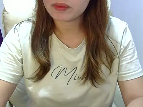    zurIII09  online show from 12-04-25, 09:29