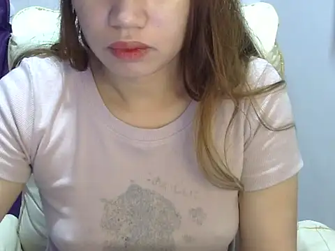 Snapshot of ___zurIII09_ chatting on 04-19-26, 10:01 zurIII09 online show from 04-19-26, 10:01