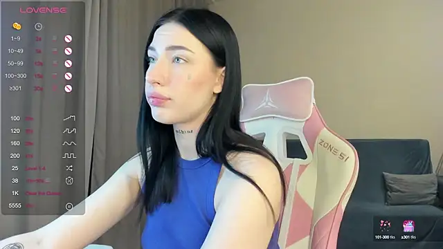 JenniferQueen11 online show from 12-24-24, 07:33