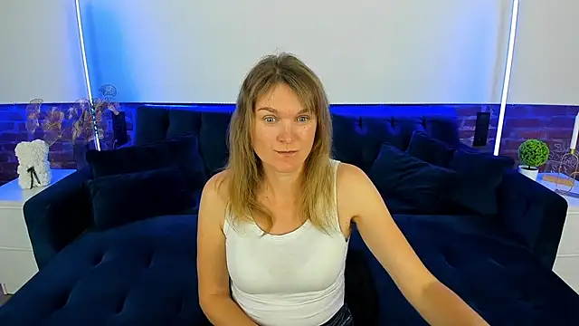 Snapshot of Anabell_xxx chatting on 10-02-25, 06:37 Anabell xxx online show from 10-02-25, 06:37