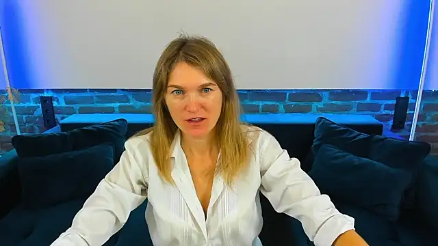 Snapshot of Anabell_xxx chatting on 10-25-25, 05:37 Anabell xxx online show from 10-25-25, 05:37