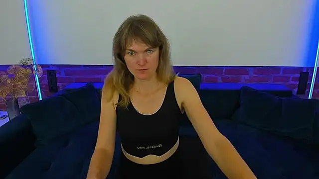 Snapshot of Anabell_xxx chatting on 11-27-25, 06:43 Anabell xxx online show from 11-27-25, 06:43