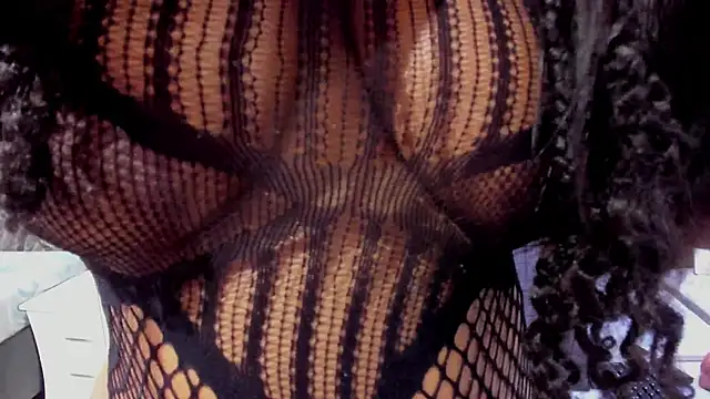 HellenJohansson online show from 11-12-25, 07:24