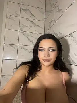 EmiliaPetrova online show from 07-13-26, 12:02