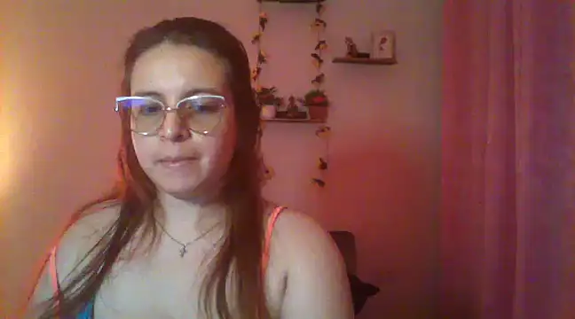 Snapshot of lorenitabella chatting on 02-04-25, 10:00 lorenitabella online show from 02-04-25, 10:00