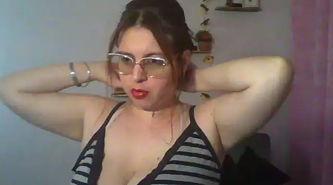 Snapshot of lorenitabella chatting on 02-06-25, 06:02 lorenitabella online show from 02-06-25, 06:02