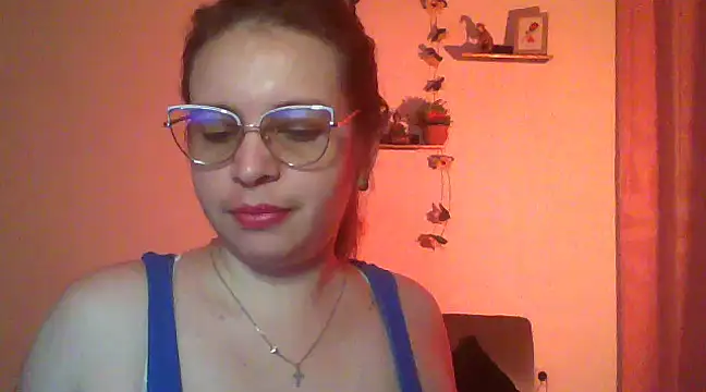 Snapshot of lorenitabella chatting on 02-12-25, 05:47 lorenitabella online show from 02-12-25, 05:47
