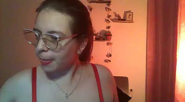 Snapshot of lorenitabella chatting on 02-15-25, 07:49 lorenitabella online show from 02-15-25, 07:49
