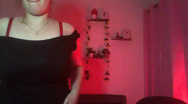 Snapshot of lorenitabella chatting on 03-18-25, 10:48 lorenitabella online show from 03-18-25, 10:48
