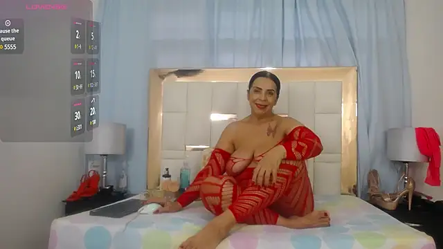 ambercordoba online show from 01-06-25, 08:28