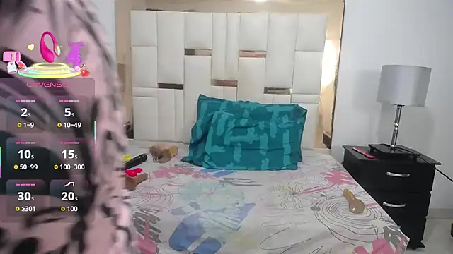 ambercordoba online show from 10-25-25, 08:03