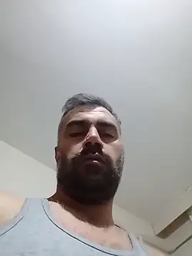 Snapshot of kevgir08 chatting on 10-19-25, 11:16 kevgir08 online show from 10-19-25, 11:16