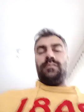 Snapshot of kevgir08 chatting on 11-08-25, 09:09 kevgir08 online show from 11-08-25, 09:09